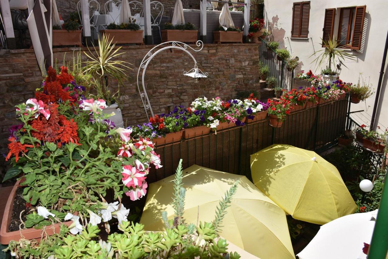 A Casa Di Bruno Bed & Breakfast เปรูจา ภายนอก รูปภาพ