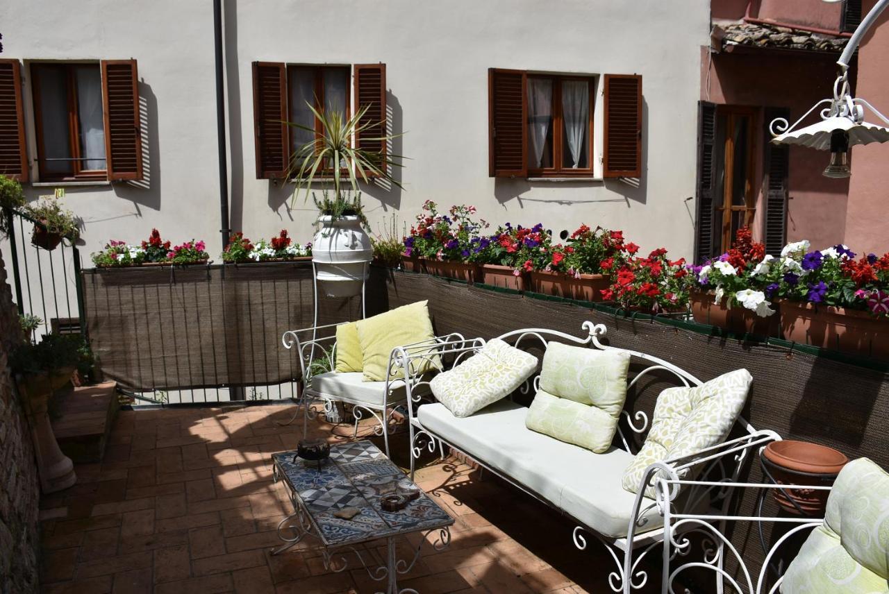 A Casa Di Bruno Bed & Breakfast เปรูจา ภายนอก รูปภาพ